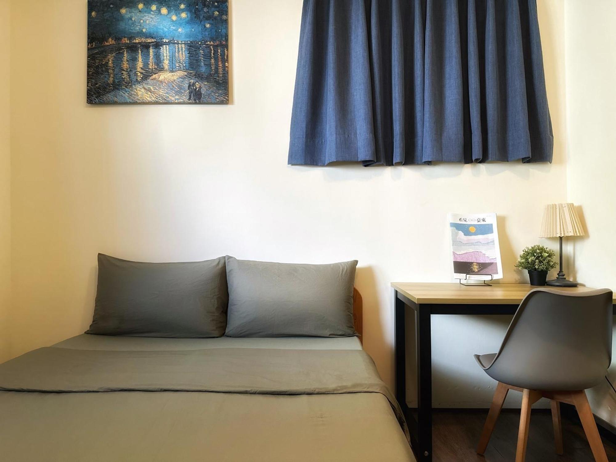 Dulan The Travel Bug Bistro Inn Donghe Dış mekan fotoğraf